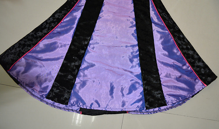 Royal Treatment - Queen Halloween Costume in Velvet & Satin - lifestyle