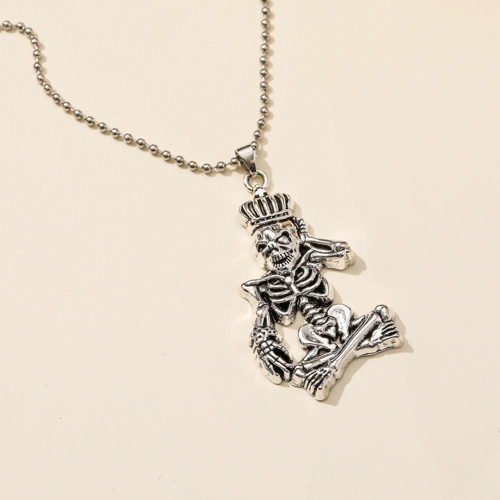 Dark Charm — Gothic Skull Pendant Necklace